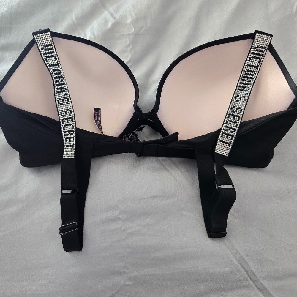NWOT Victoria's Secret Sexy Shine Strap Push-Up Bra - Picture 2 of 5